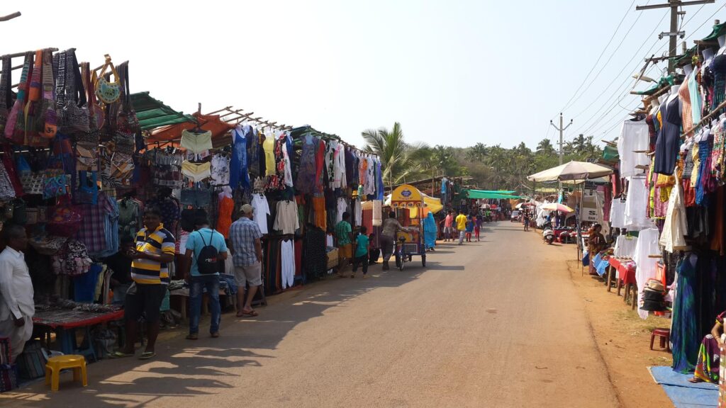 anjuna flea